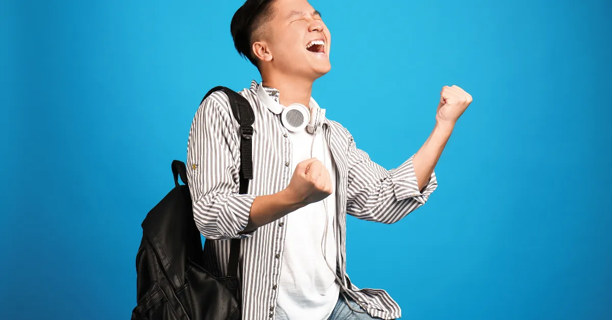 《最高學以致用法》心得筆記｜沒有進步的原因，是因為讀太多書了！5 個關於輸出的重要觀念 進化村｜助你學會閱讀寫作變現的好幫手